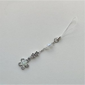 Брелок-подвеска на телефон цветочек