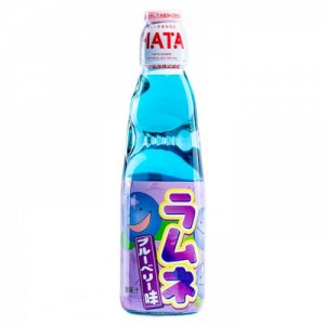 Газированный напиток Hatakosen Ramune Blueberry со вкусом черники 200 мл