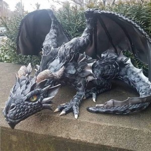 Фигурка дракон