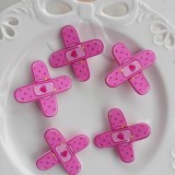 Заколки розовые пластыри