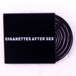 Металлический значок Cigarettes After Sex