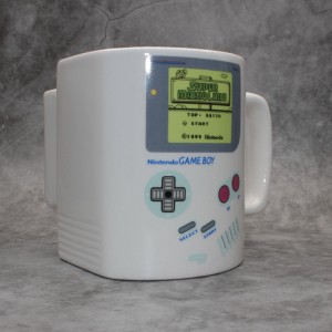 Кружка в виде консоли Game Boy (cookie pocket)