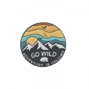 Металлический значок Go Wild