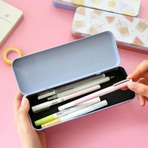 Милый металлический пенал