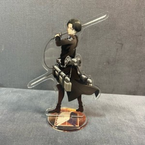 Акриловая фигурка Attack on Titan: Леви Б/У