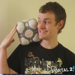 Мягкая игрушка куб компаньон из Портал \ Portal 2