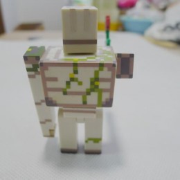 Фигурка Железного Голема из Майнкрафт (Minecraft)